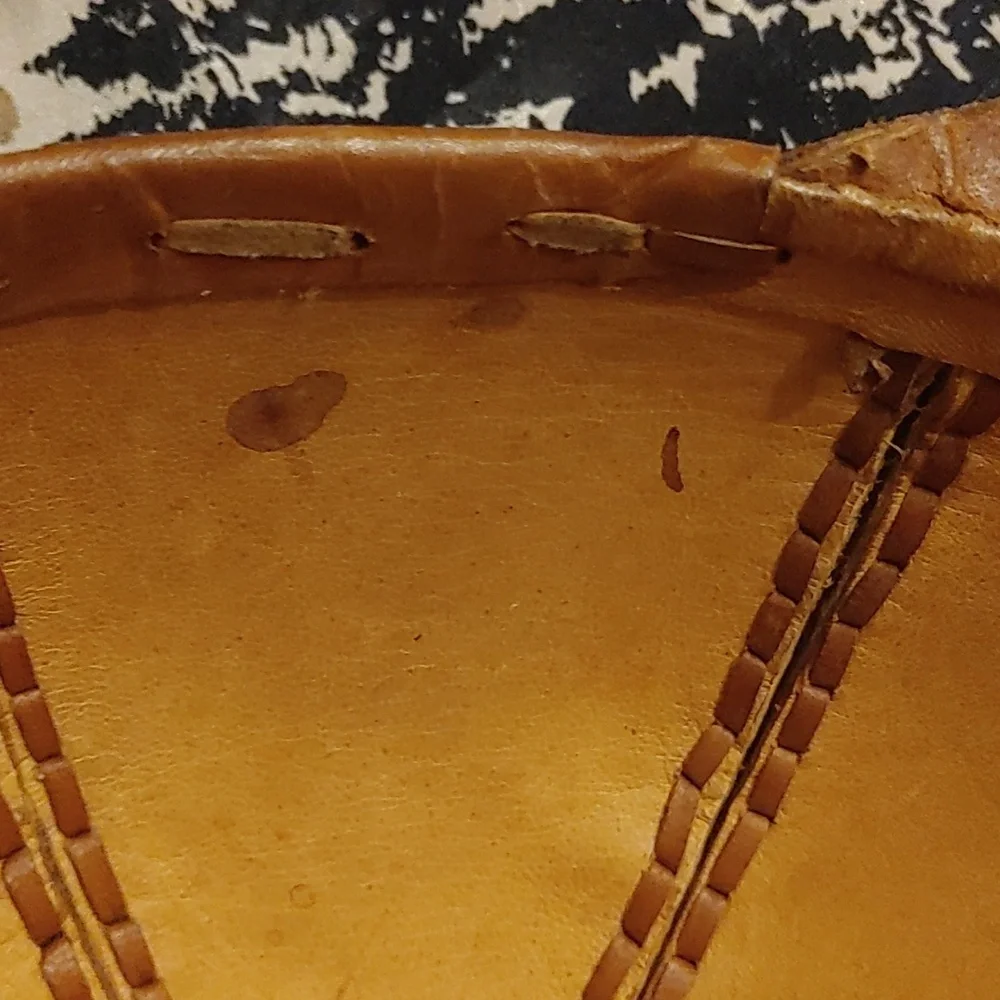 Vintage Leather Ball Cap - Picture 9 of 9